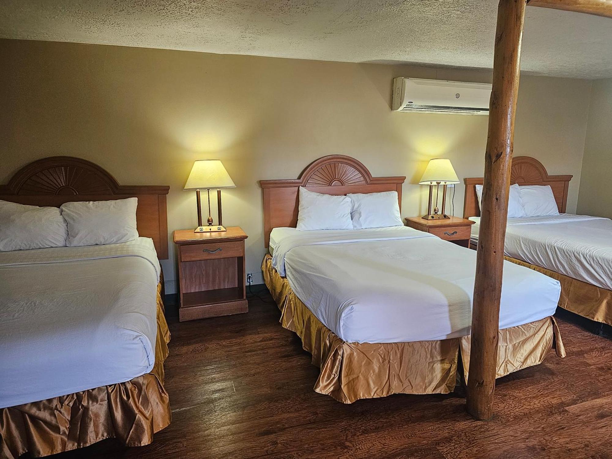 Redrock Country Inn Кейнаб Екстериор снимка