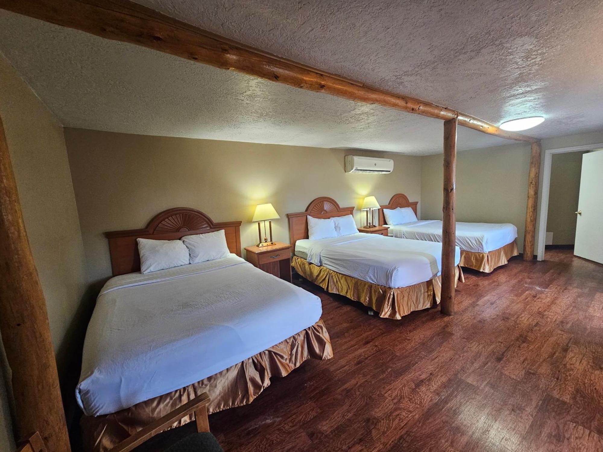Redrock Country Inn Кейнаб Екстериор снимка