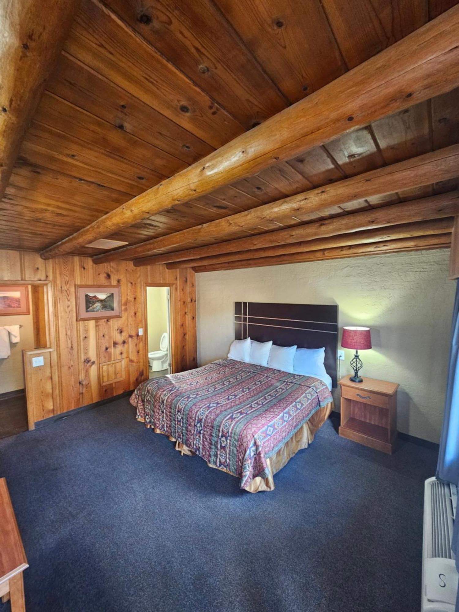 Redrock Country Inn Кейнаб Екстериор снимка