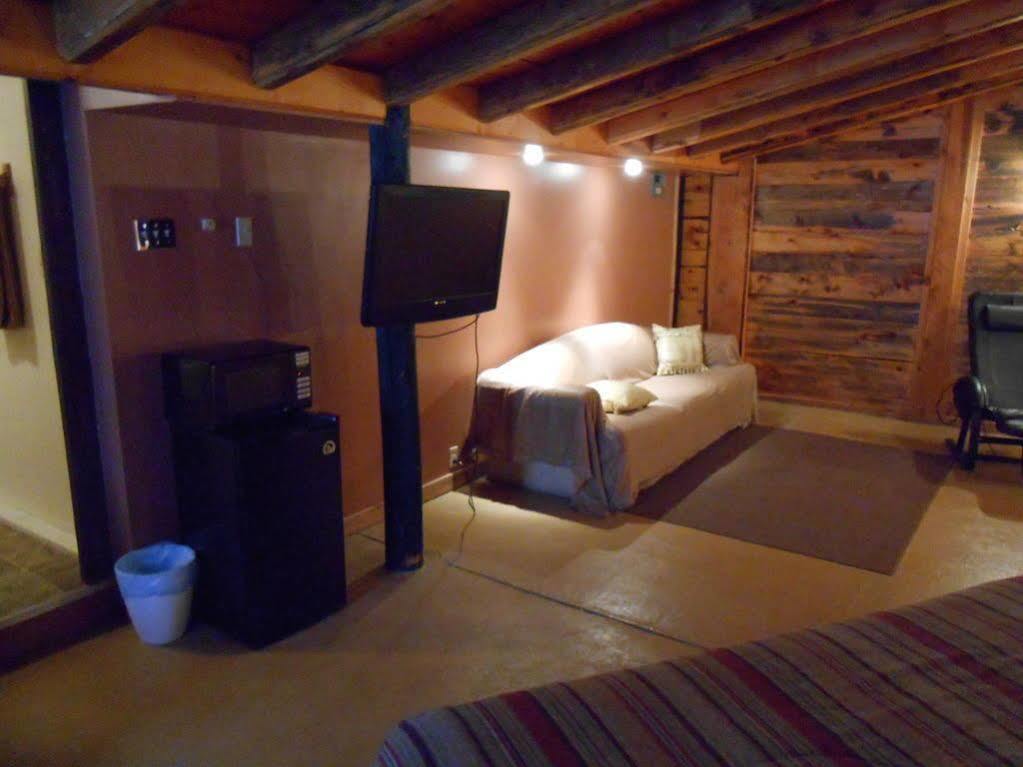 Redrock Country Inn Кейнаб Екстериор снимка
